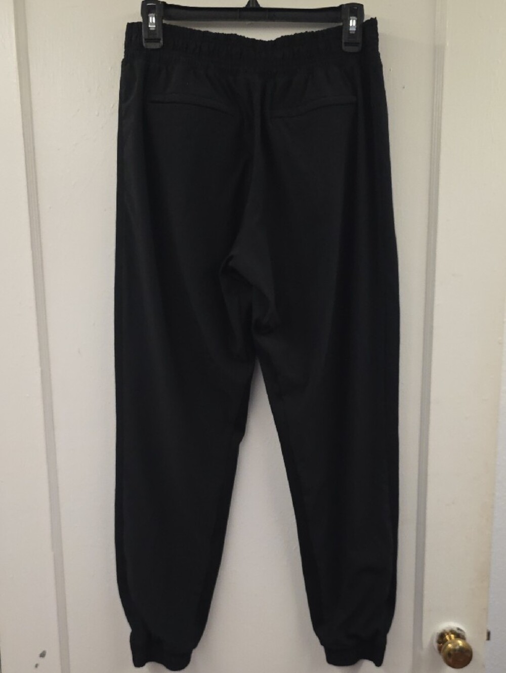 Athleta Brooklyn Lined Jogger Pants Black Women's Size 6 Travel Athleisure - Picture 3 of 12